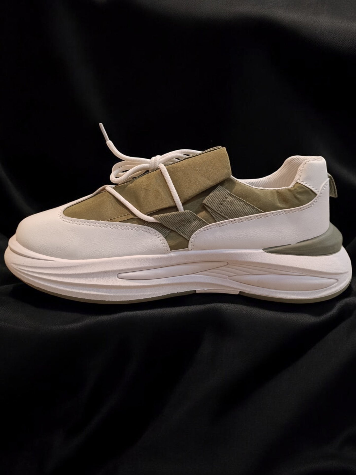 Casual Sneakers