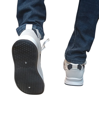 Aces Skywalk Black