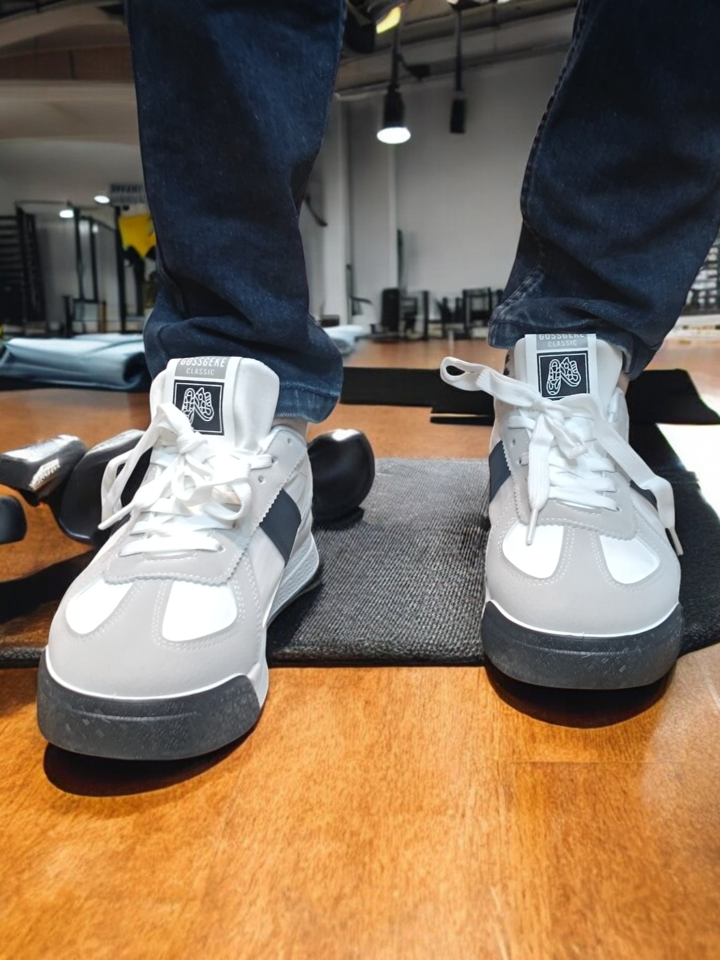 Aces Skywalk Black